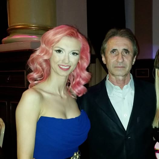 Chiar în ziua nunții, tatăl Andreei Bălan a…