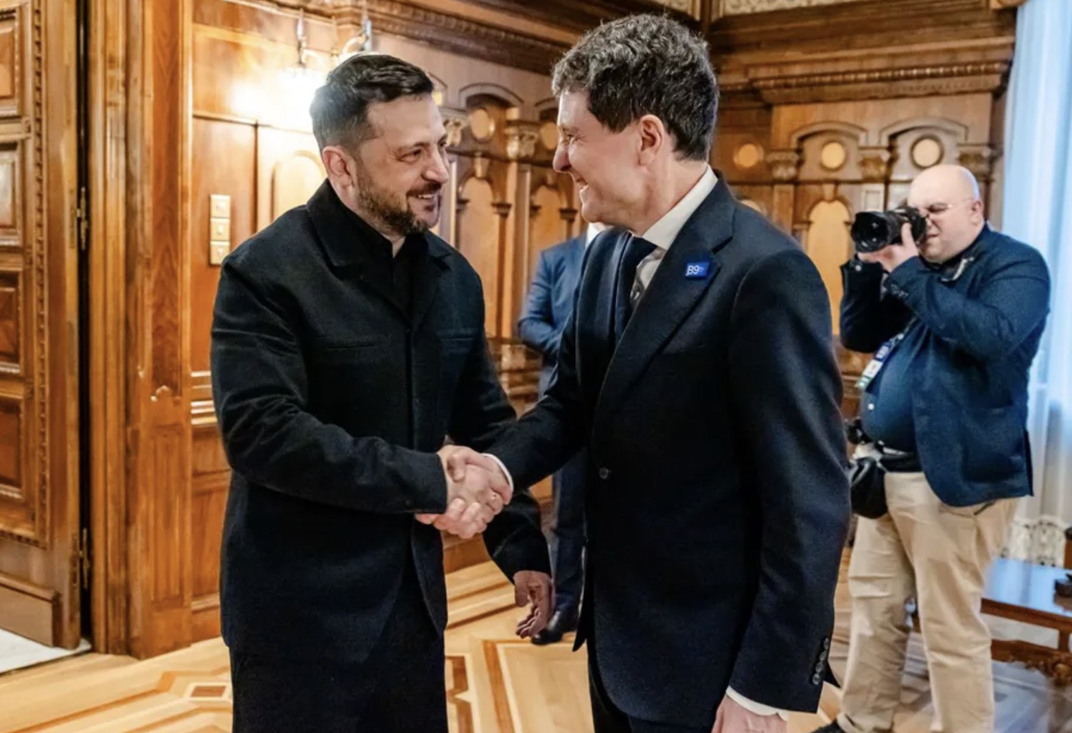 Fostul şef de cabinet al preşedintelui, arestat după summitul B9 de la Bucureşti…