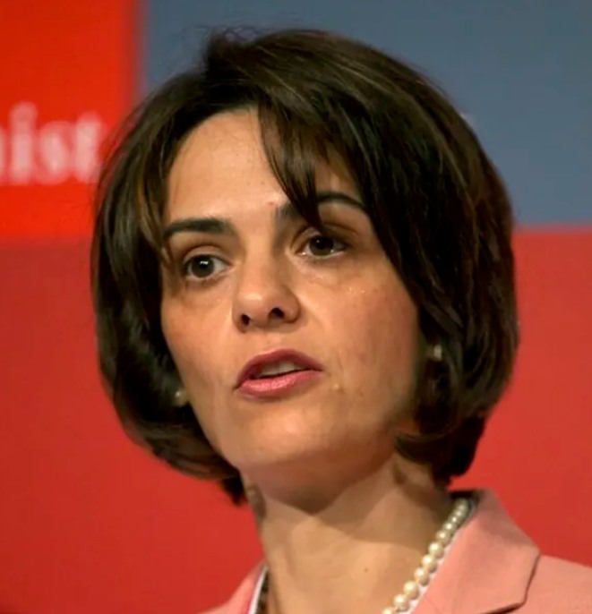 Delia Velculescu, numele surpriză vehiculat pentru funcția de premier al României. Cine este economista supranumită „Doamna de Fier”