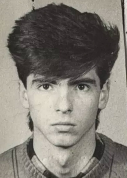 Dan Negru, de nerecunoscut în adolescență! Fotografia rară care a stârnit valuri de reacții
