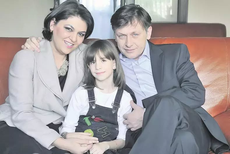 Cum arată astăzi fiica lui Crin Antonescu și ce carieră impresionantă și-a construit la doar 23 de ani. Drama care i-a marcat copilăria