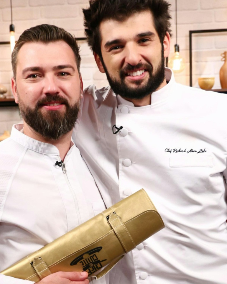 Cine este Alexandru Ionuț Dodoaia, concurentul care a primit Cuțitul de Aur de la Chef Richard Abou Zaki. A renunțat la muzică și a ajuns în bucătării cu trei stele Michelin