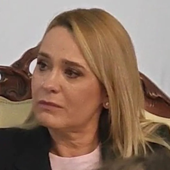 A făcut un anunț care a emoționat pe toată lumea. Andreea Esca nu și-a putut stăpâni lacrimile