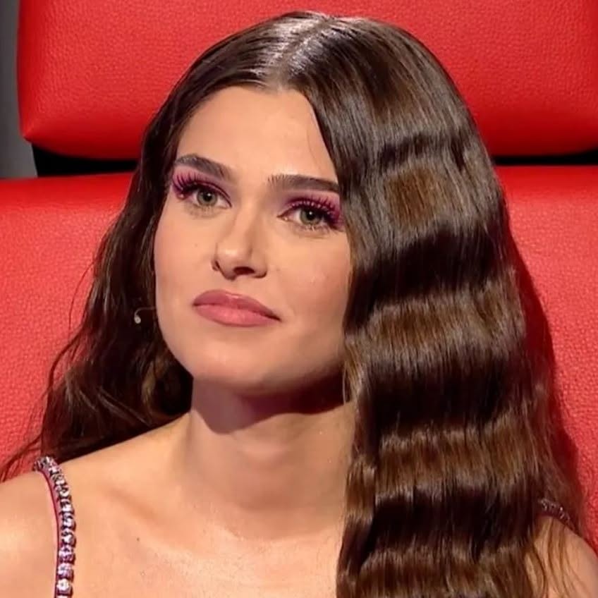 Theo Rose tocmai a dat vestea: „După ani în care am avut o relație stabilă…