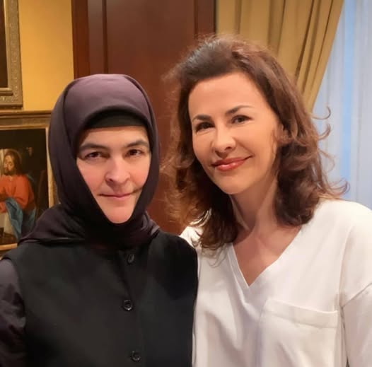 Sora Adinei Alberts a renunțat la o carieră promițătoare și s-a călugărit. Dezvăluirile emoționante făcute de medic
