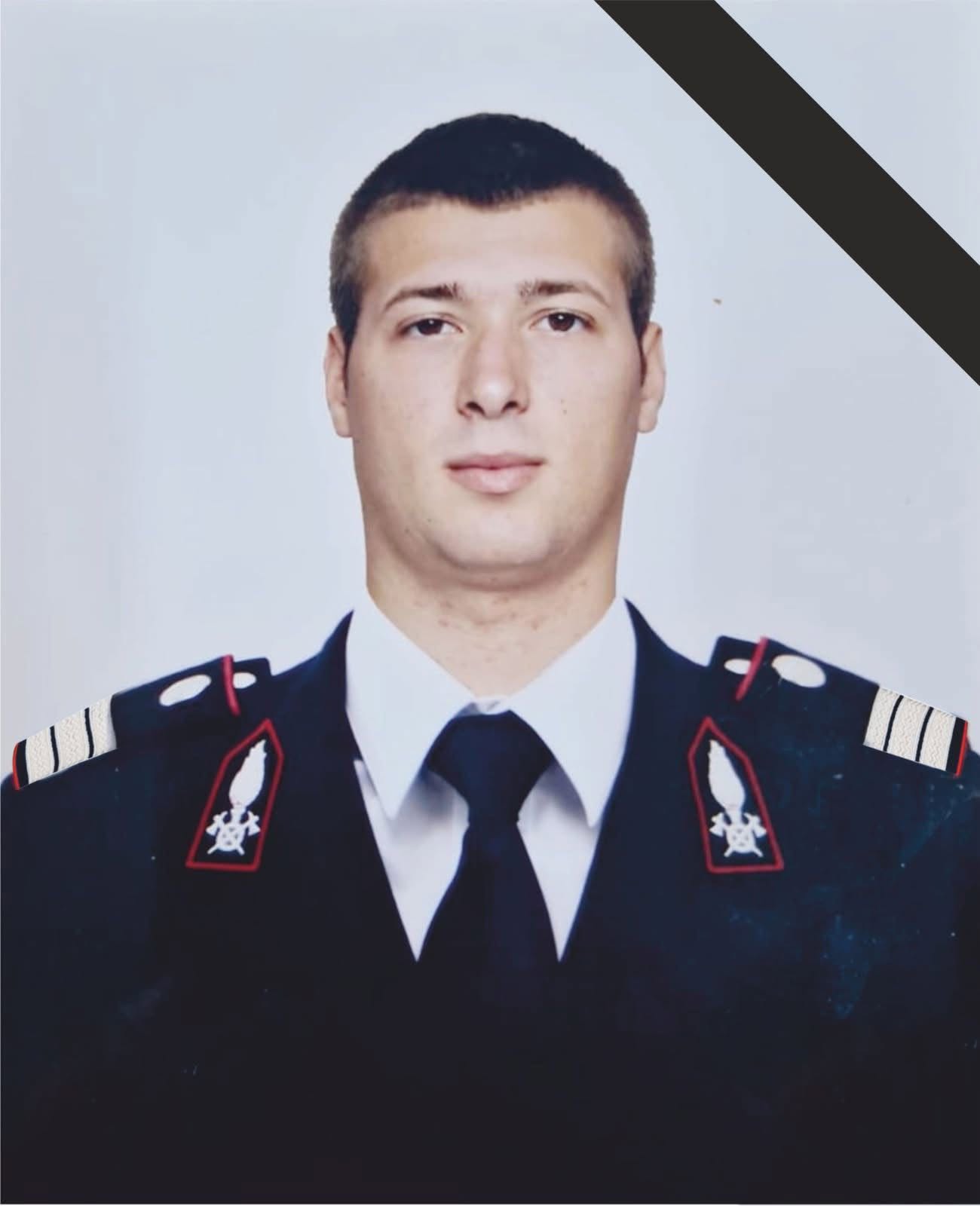 Trei fetițe au rămas fără tată! Plutonierul major Mirel Tulitu a murit în…