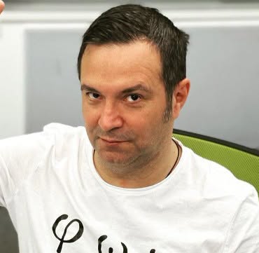 Momente de panică pentru Daniel Buzdugan! A ajuns de urgență la spital, dezbrăcat și aproape fără cunoștință.