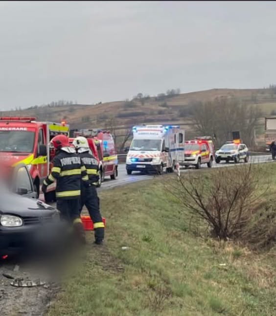 Cumplit! Trei copii și doi părinți din aceeași familie și-au găsit sfârșitul în accidentul devastator…