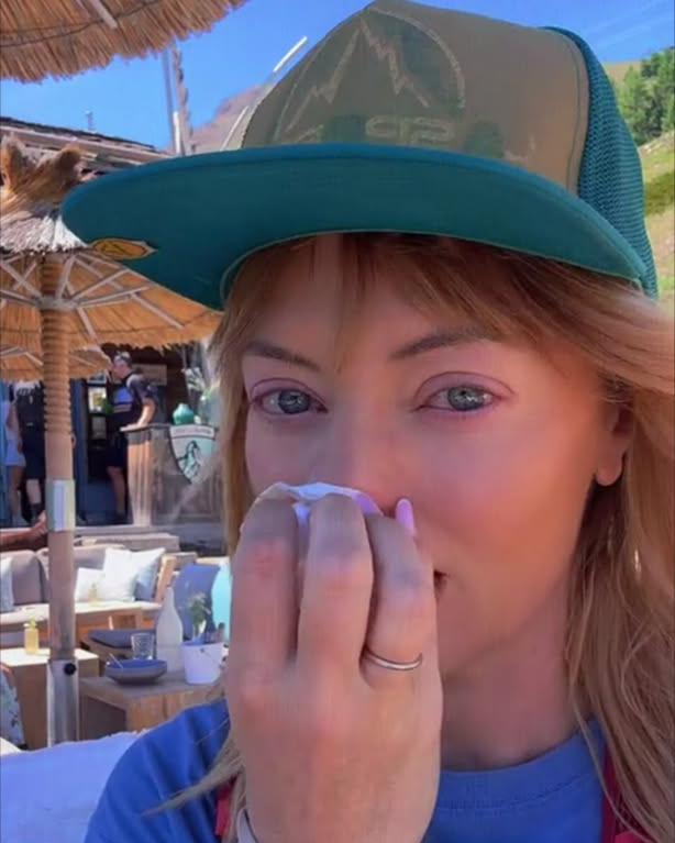 Durere în sufletul Deliei! Artista a izbucnit în lacrimi: „Într-o zi n-o să mai pot…”