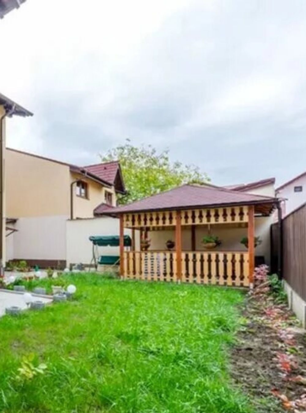 Lucrările făcute pe proprietatea proprie pot aduce reclamații din partea vecinilor dacă nu sunt respectate regulile legale