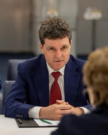 Nicușor Dan pleacă din România! Președintele…