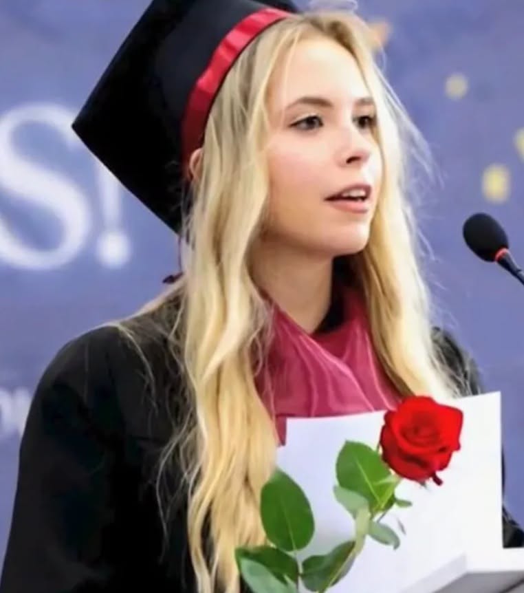 A contestat notele de la Bacalaureat și a ajuns la media 10! Povestea impresionantă a Lorenei, eleva care a demonstrat că avea dreptate