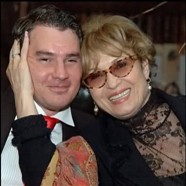 La 80 de ani, Angela Similea a primit cea mai emoționantă declarație! Cine este tânărul care o numește „mamă”