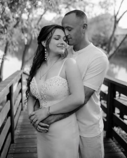 Lucia și Constantin și-au pierdut viața în vacanța din Grecia, alături de fetița lor de doar șase luni. Fiica cea mare luptă pentru viața ei în spital
