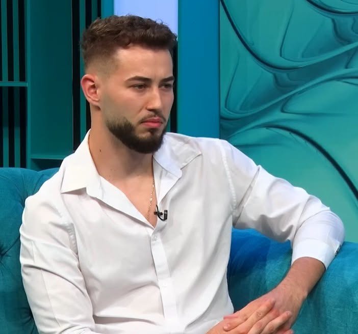 Alexandru face dezvăluiri despre despărțirea de…