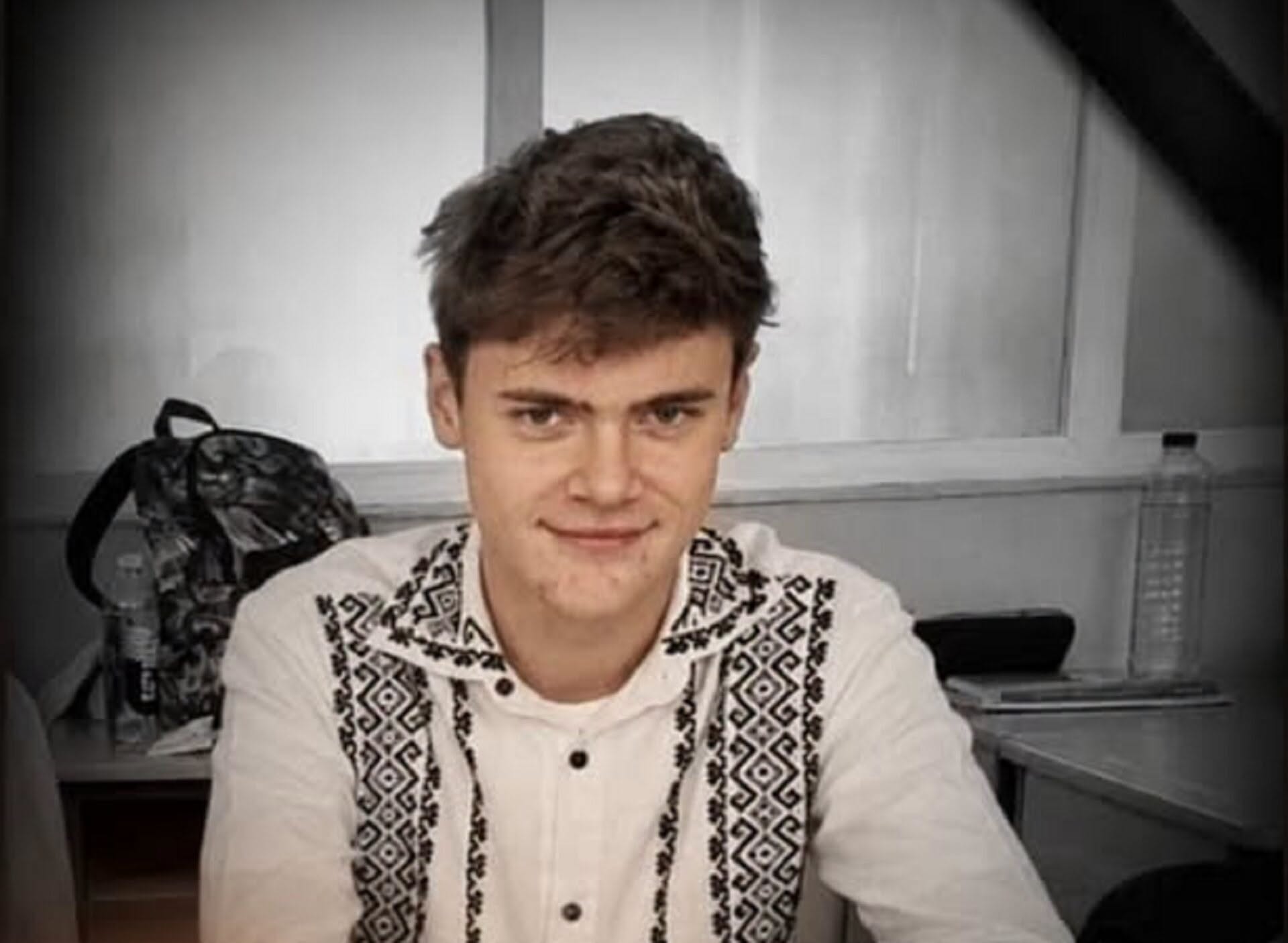 El este Mirel, adolescentul care a căzut de pe un podeț în Suceava. Avea doar 17 ani