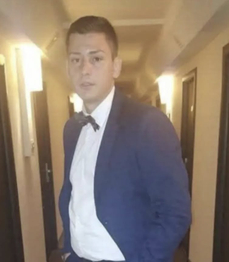 Un bărbat de 31 de ani a fost găsit fără viață în locuința sa. Doi copii au rămas fără tată