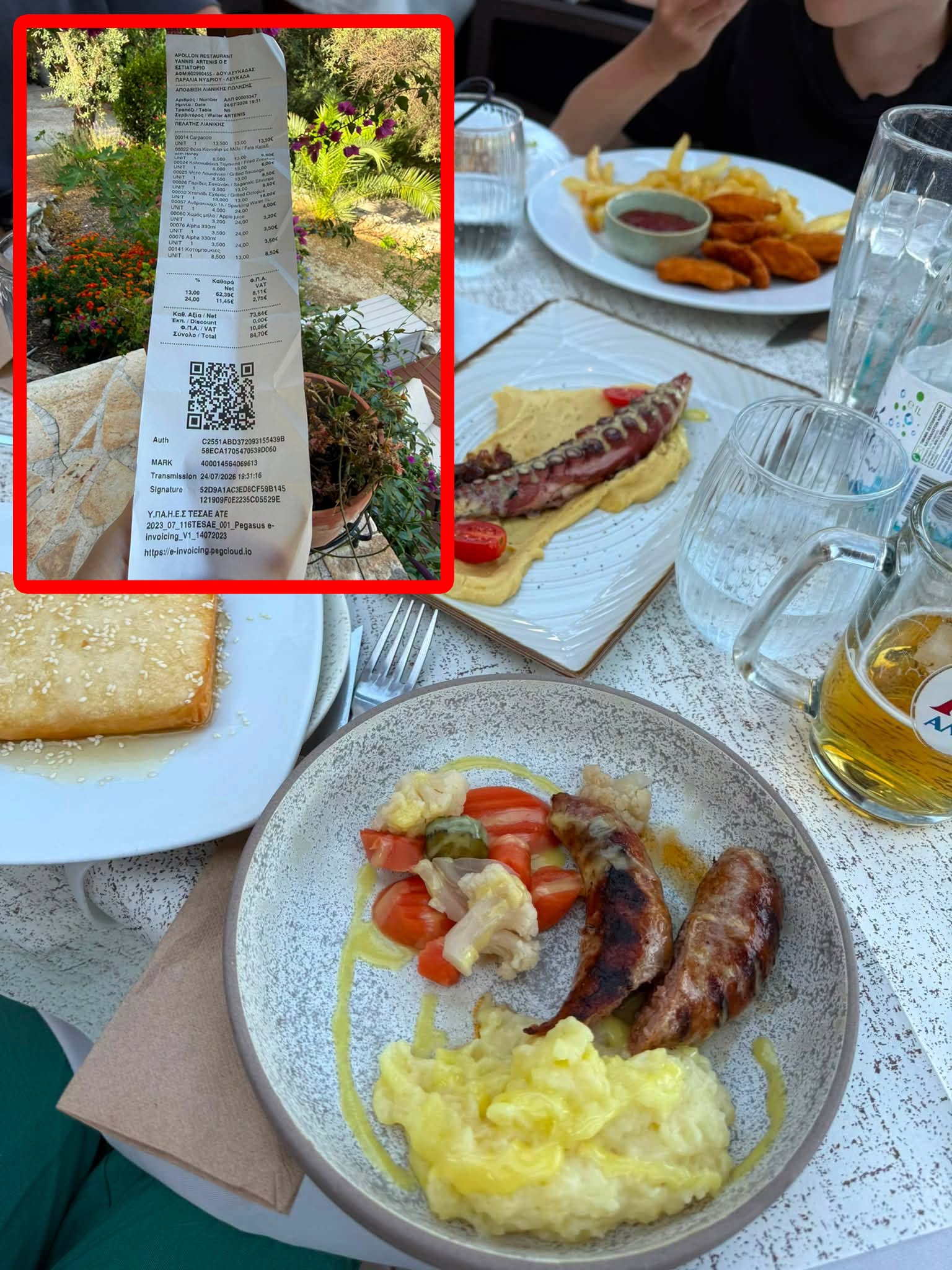 Cât au plătit doi turiști români pentru o cină completă în Grecia. Nota de plată din Lefkada a stârnit numeroase reacții