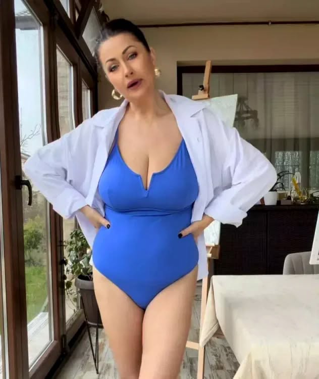 Gabriela Cristea, răspuns categoric pentru cei care au judecat-o în costum de baie
