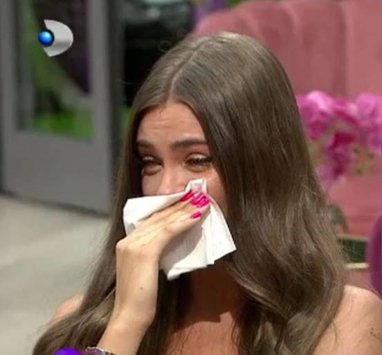Andra a izbucnit în lacrimi după propunerea Andreei Mantea de a merge la un date cu Ahmed.