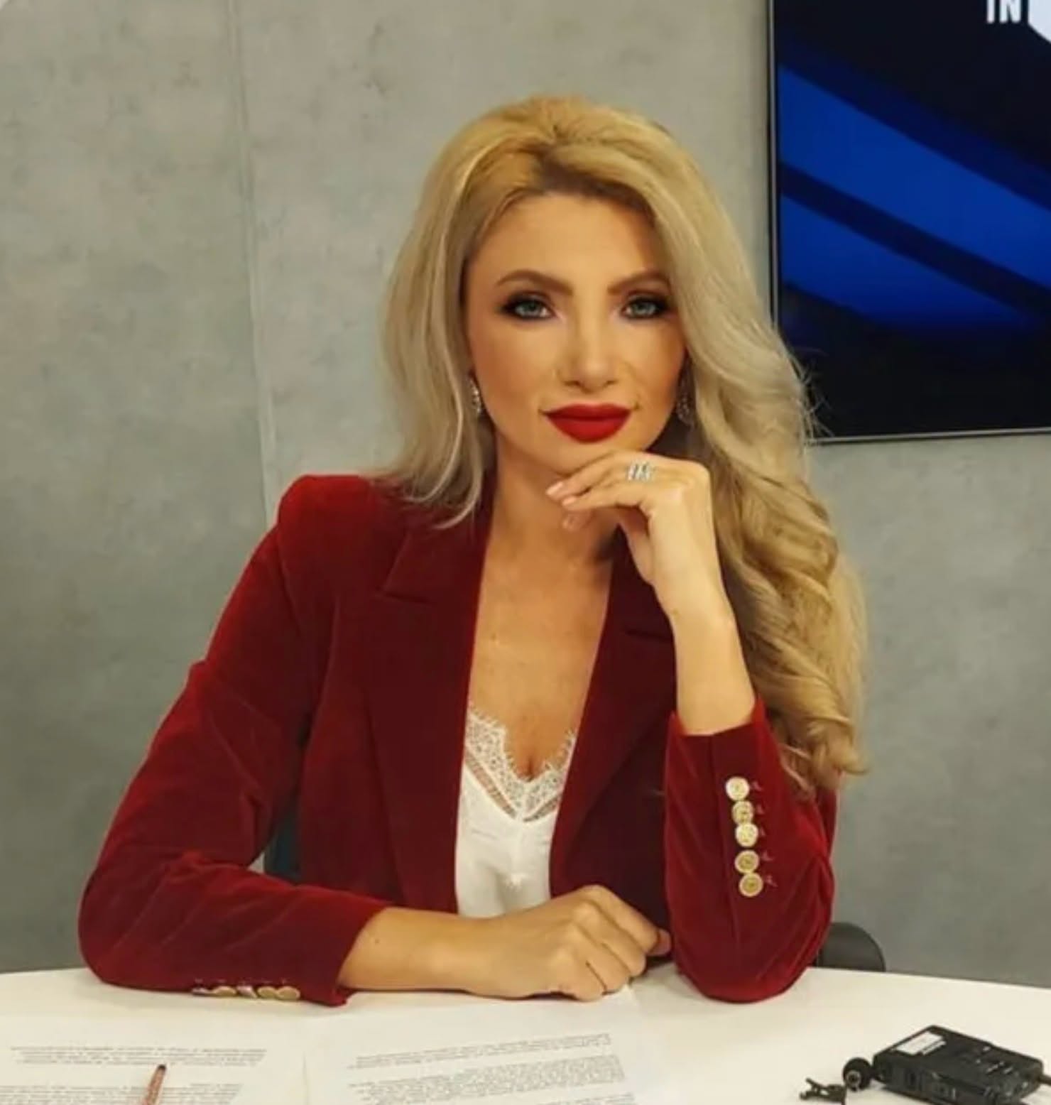 De ce a murit jurnalista Alina Mitrache. Ce i-a adus sfârșitul prezentatoarei TV